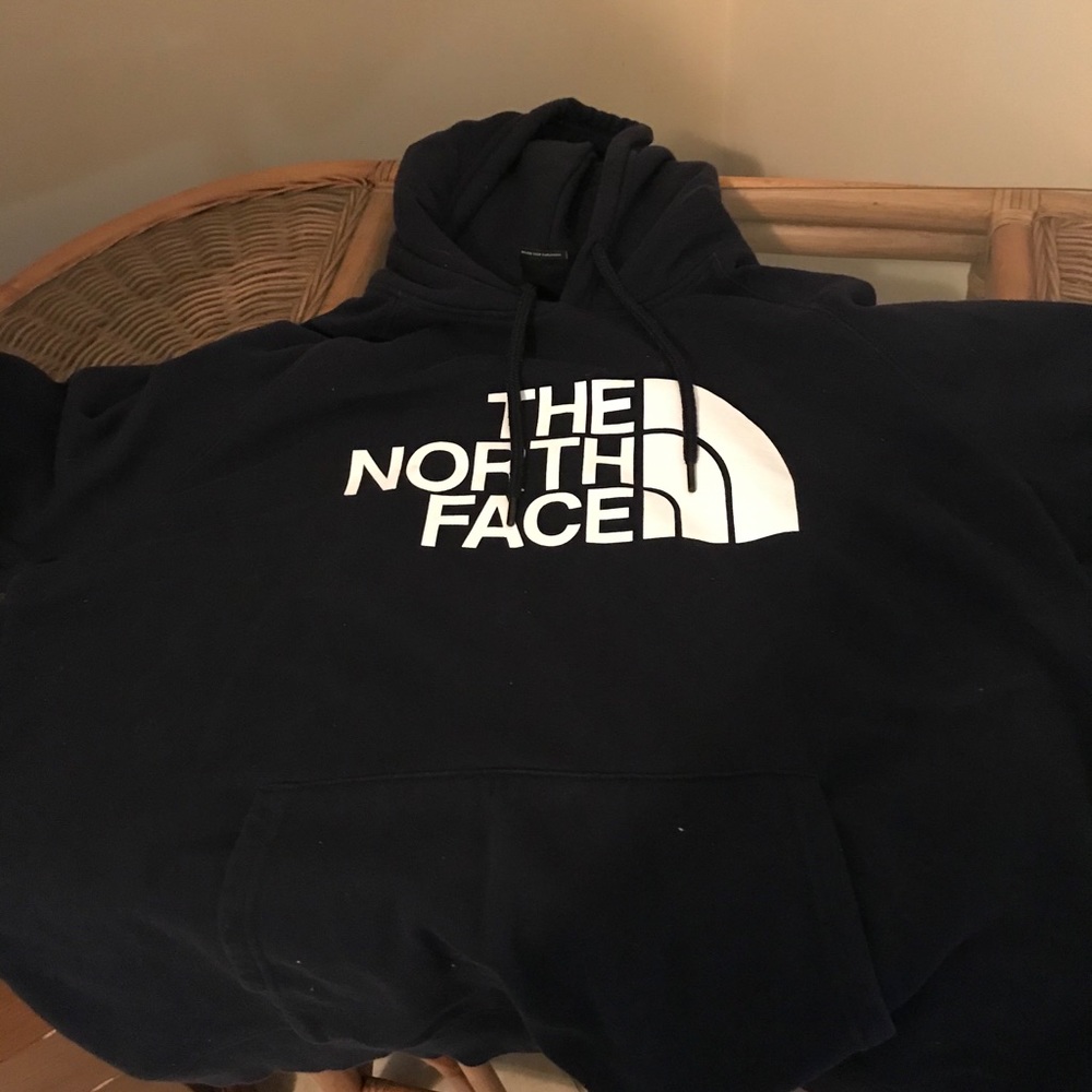 North face hoodie size extra large women’s